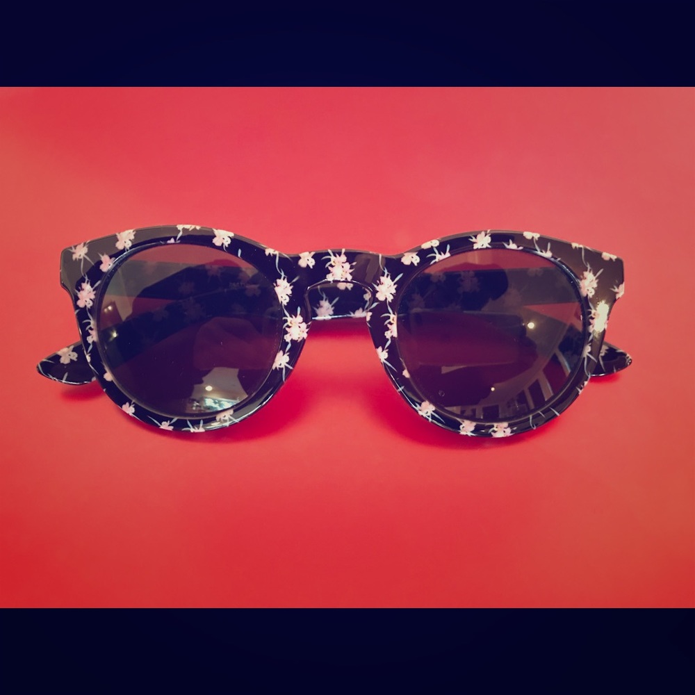 Vans floral print sunglasses.